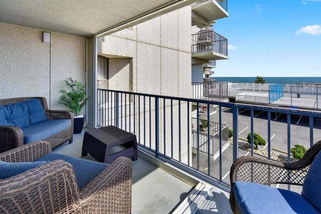 Ocean Front Sea Terrace 209 Heated Pool Villa Ocean City Exterior photo